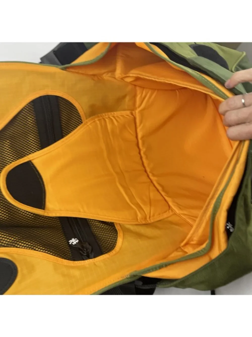 Crumpler Messenger Bag The Horseman Laptop Padded School Travel Green Canvas